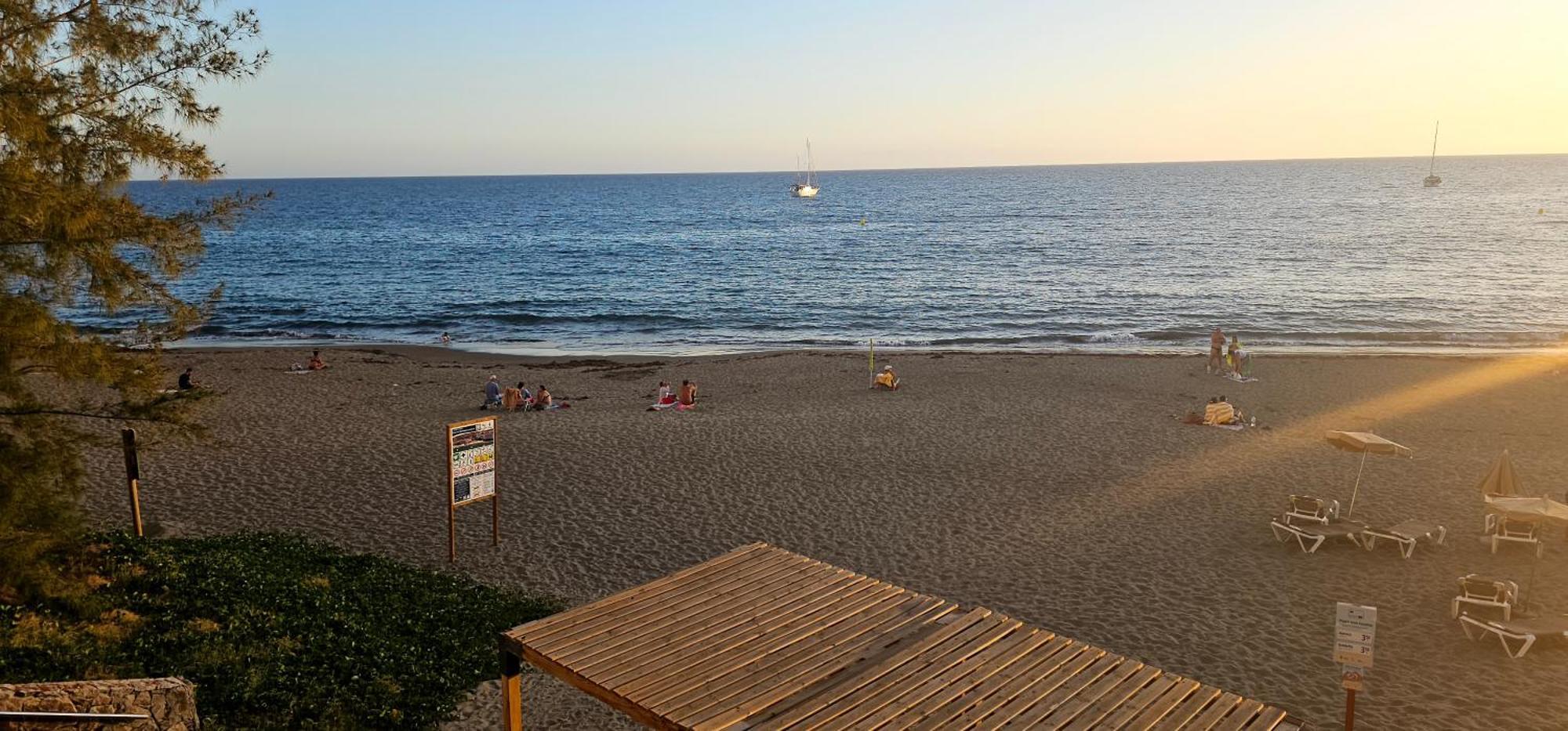 Beachfront Patalavaca Exterior photo
